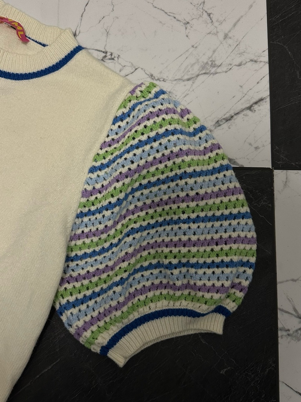 Cream Puff-Sleeve Knit Sweater with Multicolor Sleeves - Picture 3 of 5